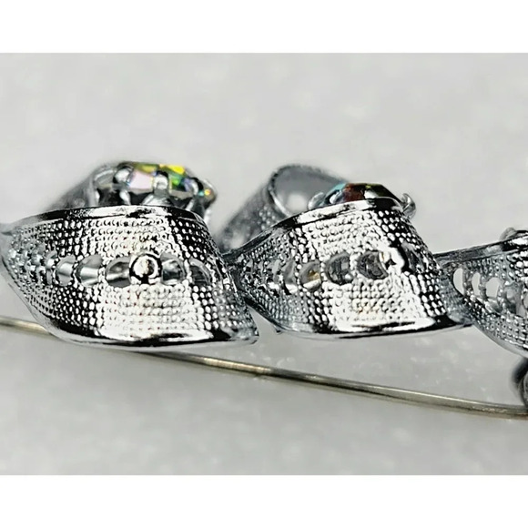 Curled Leaf Brooch Silver Tone with AB Stones - Picture 6 of 7